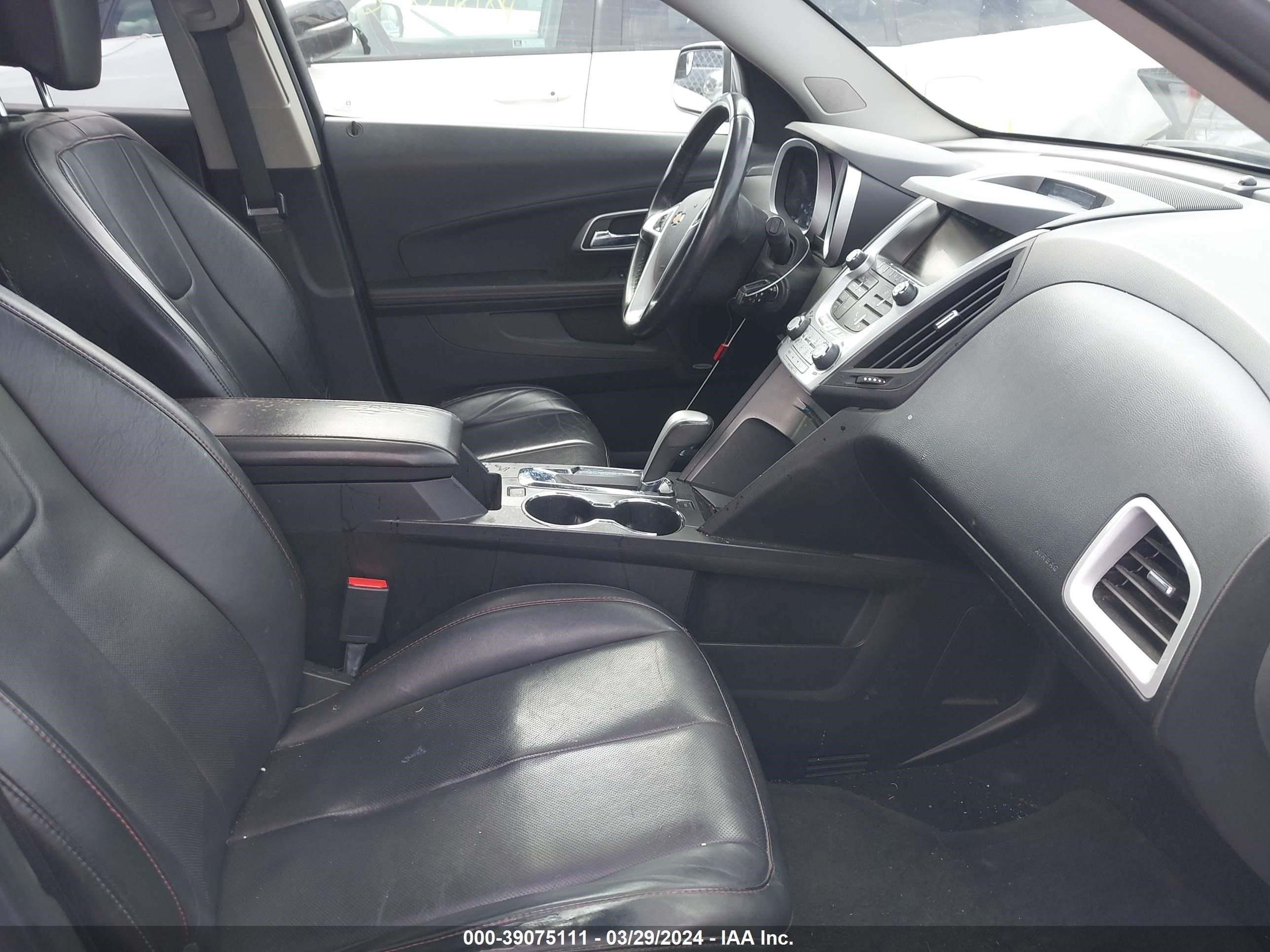 Photo 4 VIN: 1GNFLHEK5EZ130599 - CHEVROLET EQUINOX 