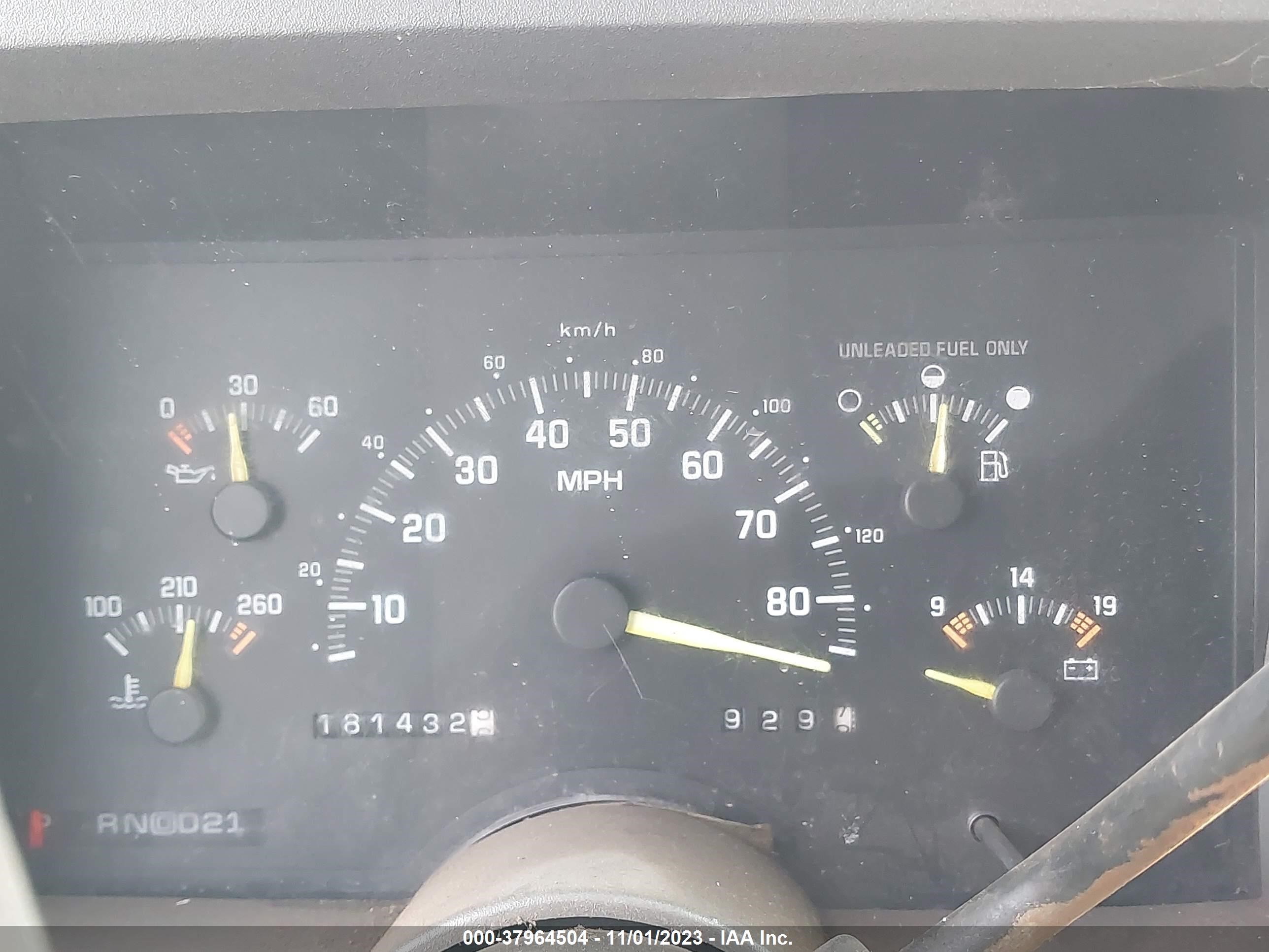 Photo 6 VIN: 1GNGK26K5PJ366903 - CHEVROLET SUBURBAN 