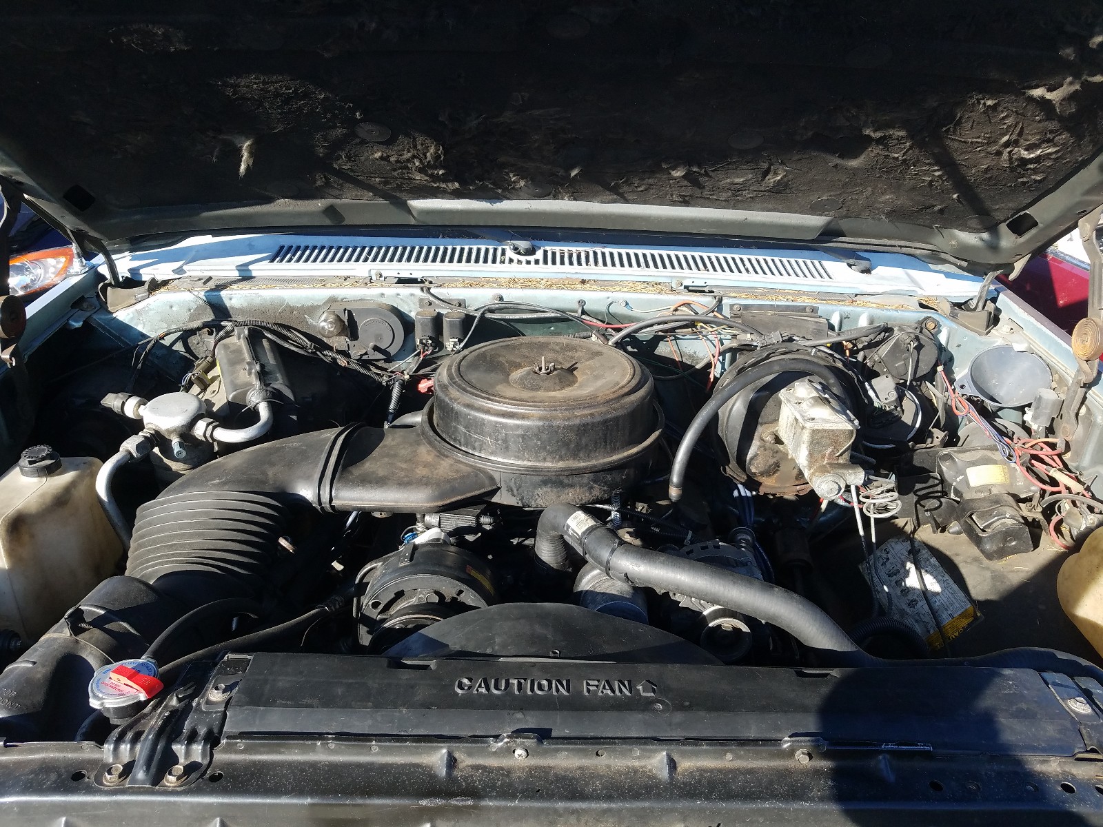 Photo 6 VIN: 1GNGR26N5KF180151 - CHEVROLET SUBURBAN R 