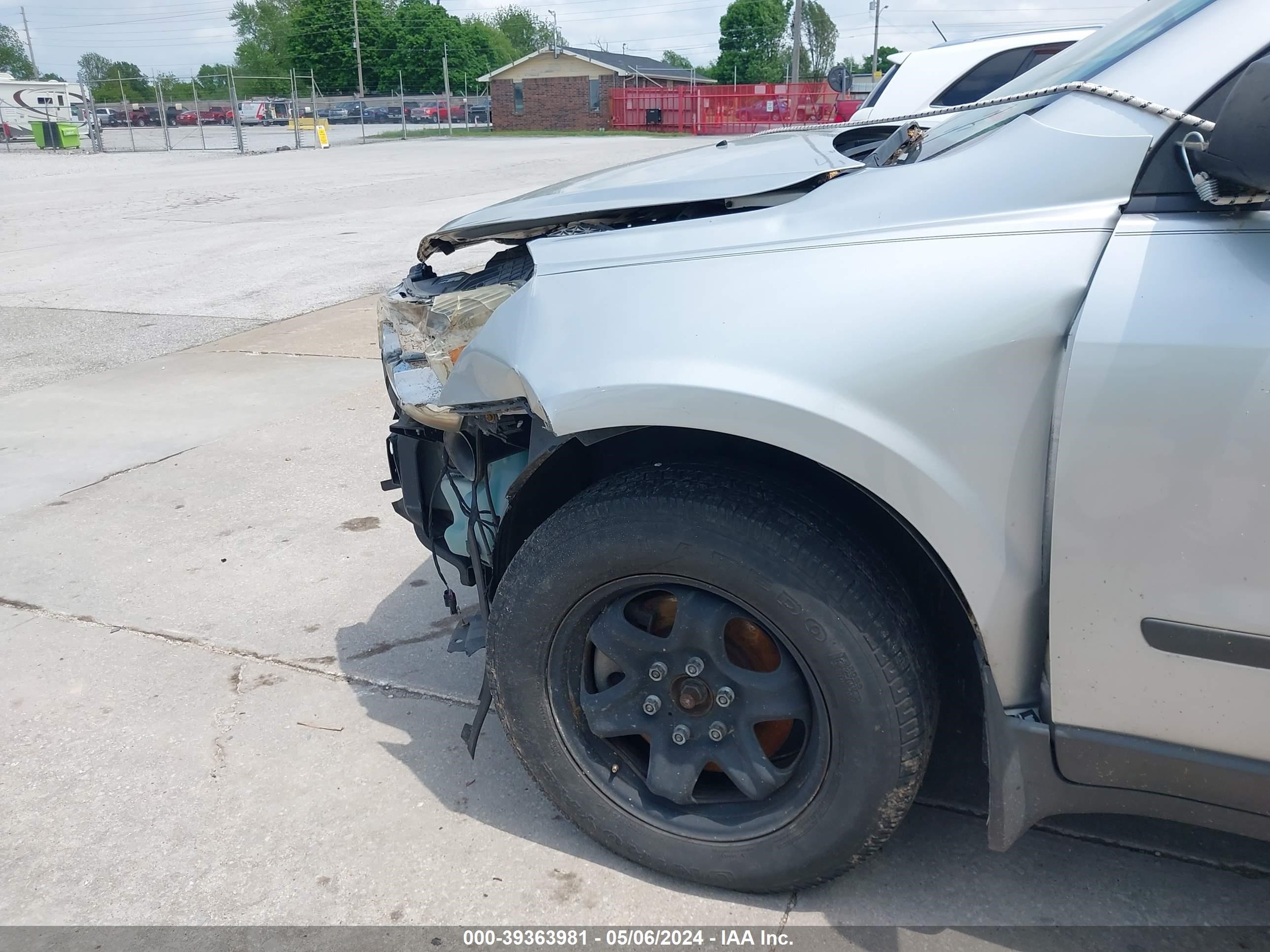 Photo 12 VIN: 1GNKREED5BJ375345 - CHEVROLET TRAVERSE 