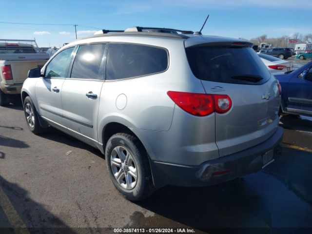 Photo 2 VIN: 1GNKREED5CJ153146 - CHEVROLET TRAVERSE 