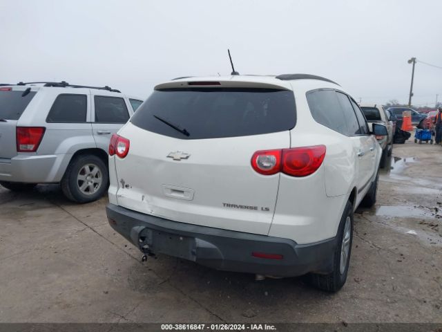 Photo 3 VIN: 1GNKRFED0CJ123963 - CHEVROLET TRAVERSE 