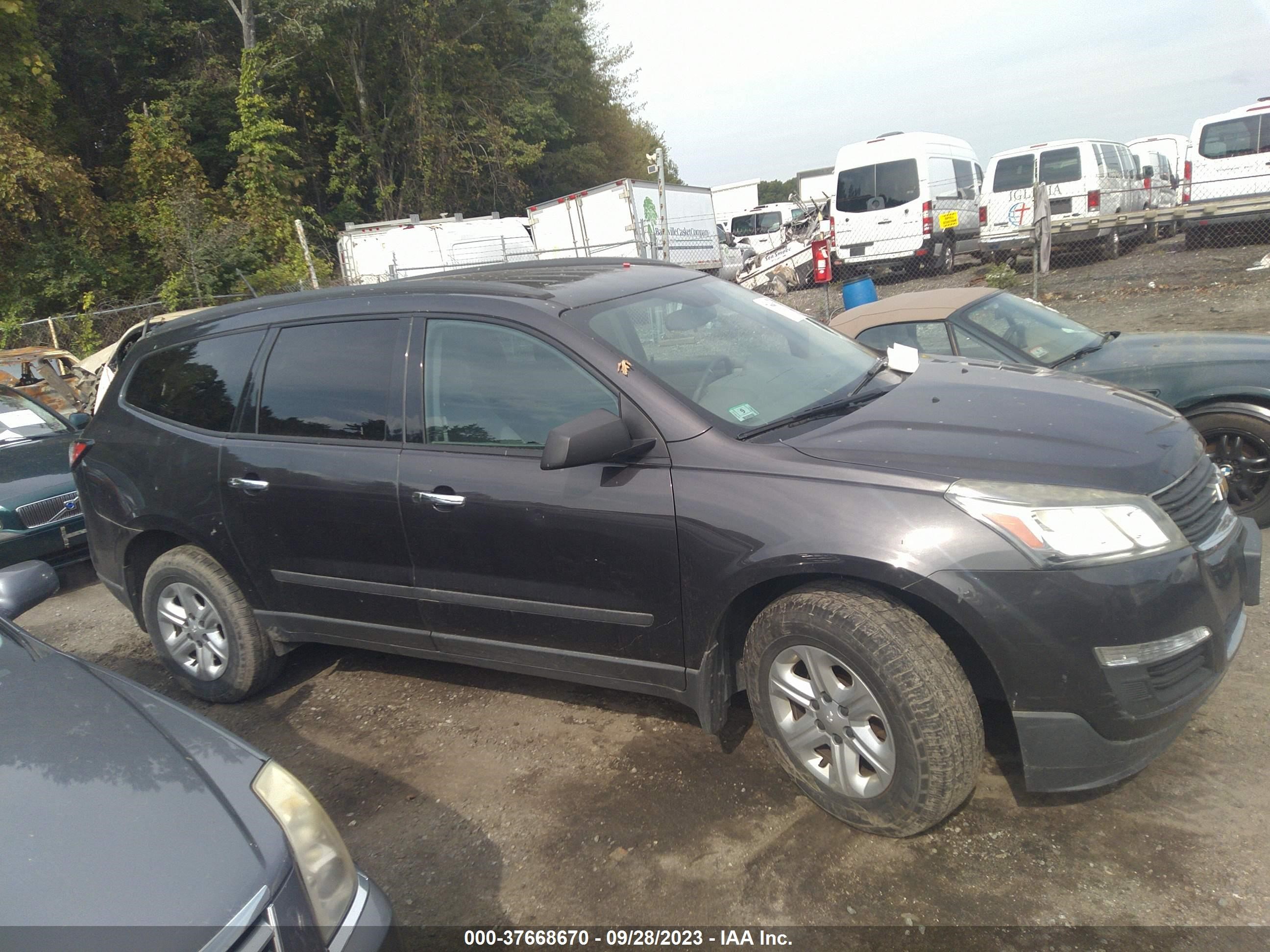 Photo 12 VIN: 1GNKRFED0GJ169606 - CHEVROLET TRAVERSE 