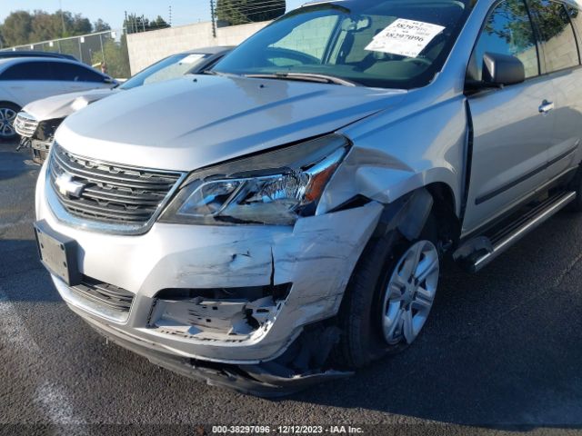 Photo 5 VIN: 1GNKRFED0HJ138454 - CHEVROLET TRAVERSE 