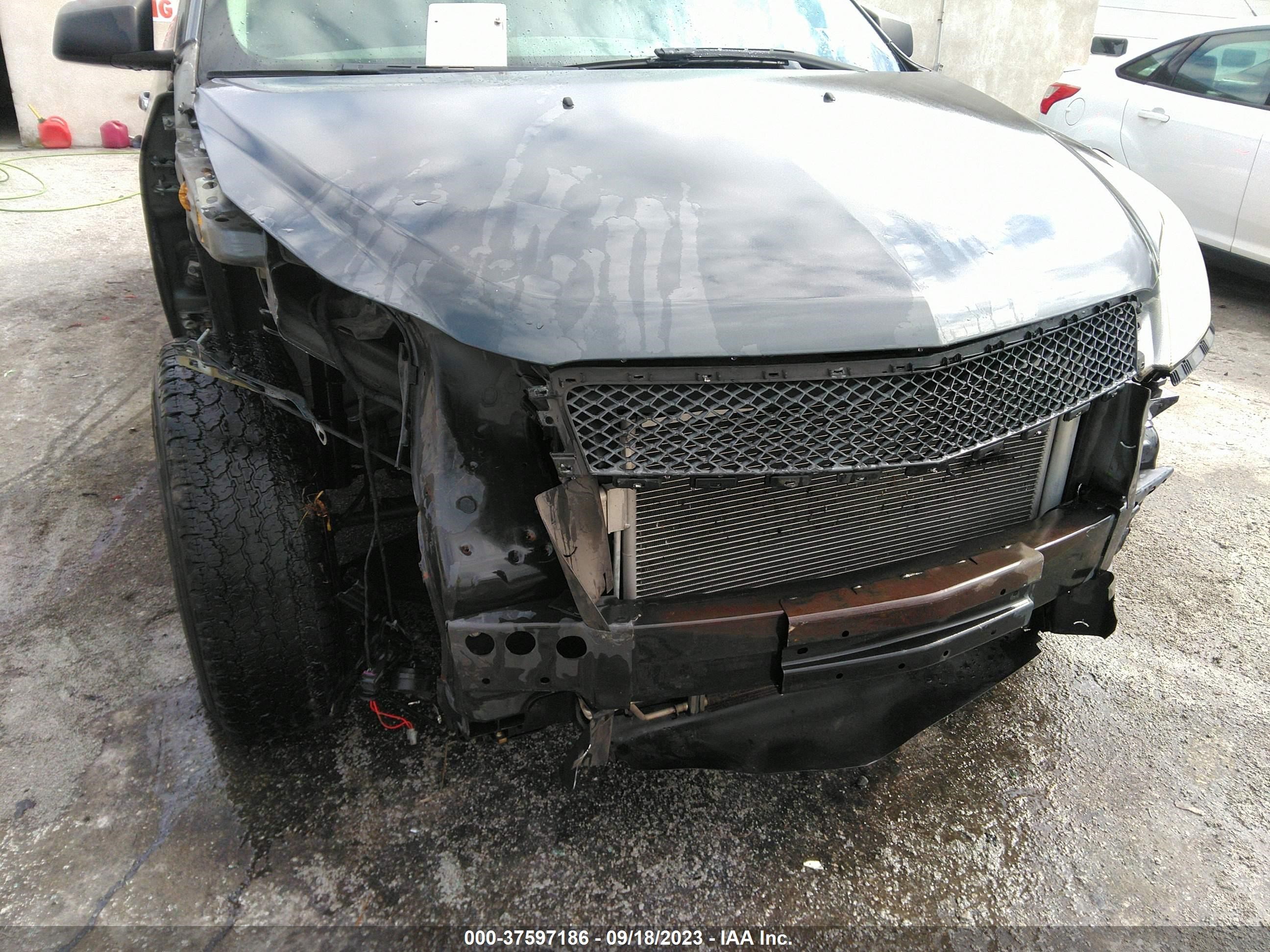 Photo 5 VIN: 1GNKRFED1BJ287169 - CHEVROLET TRAVERSE 