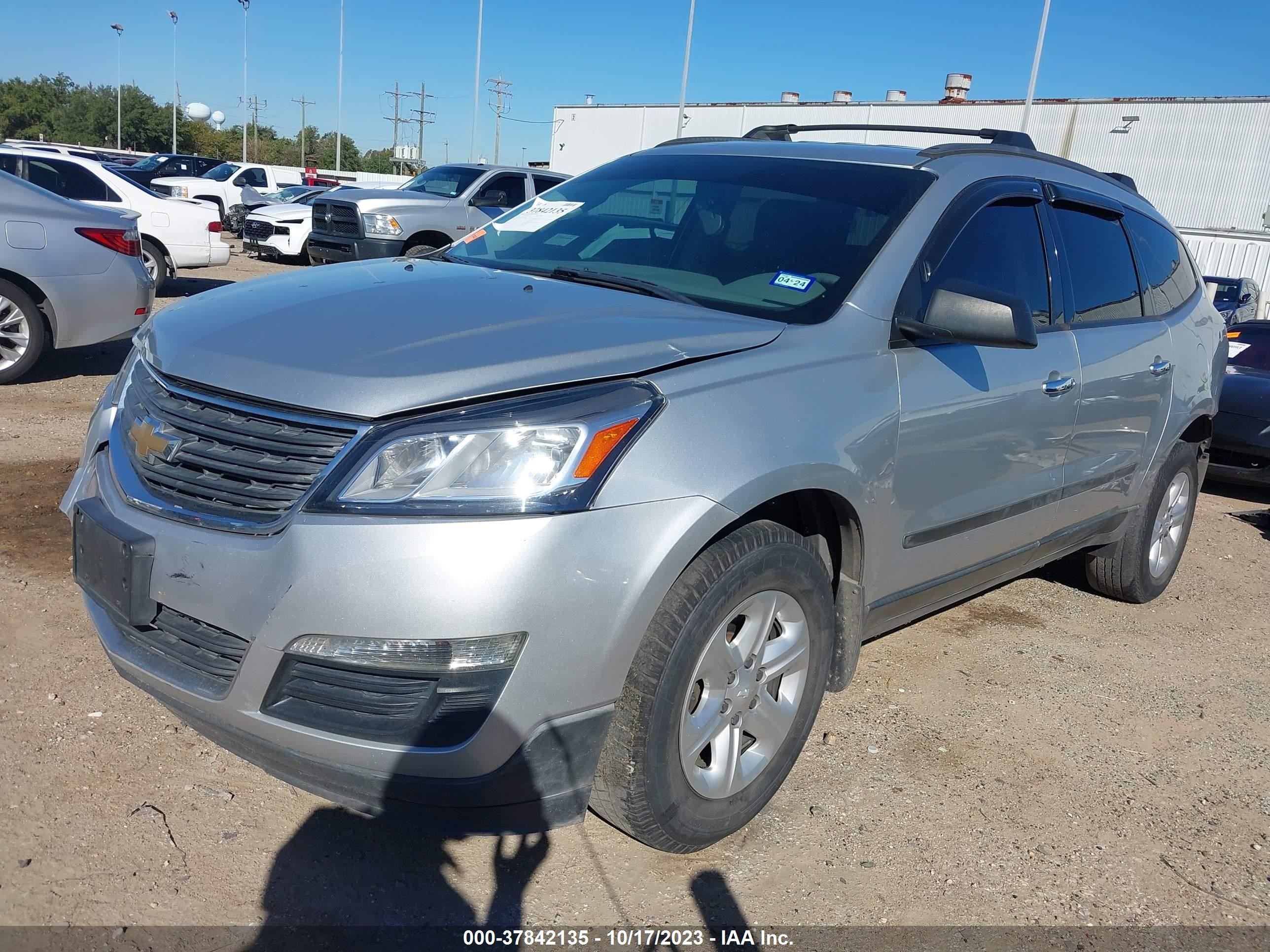 Photo 1 VIN: 1GNKRFED1FJ178023 - CHEVROLET TRAVERSE 