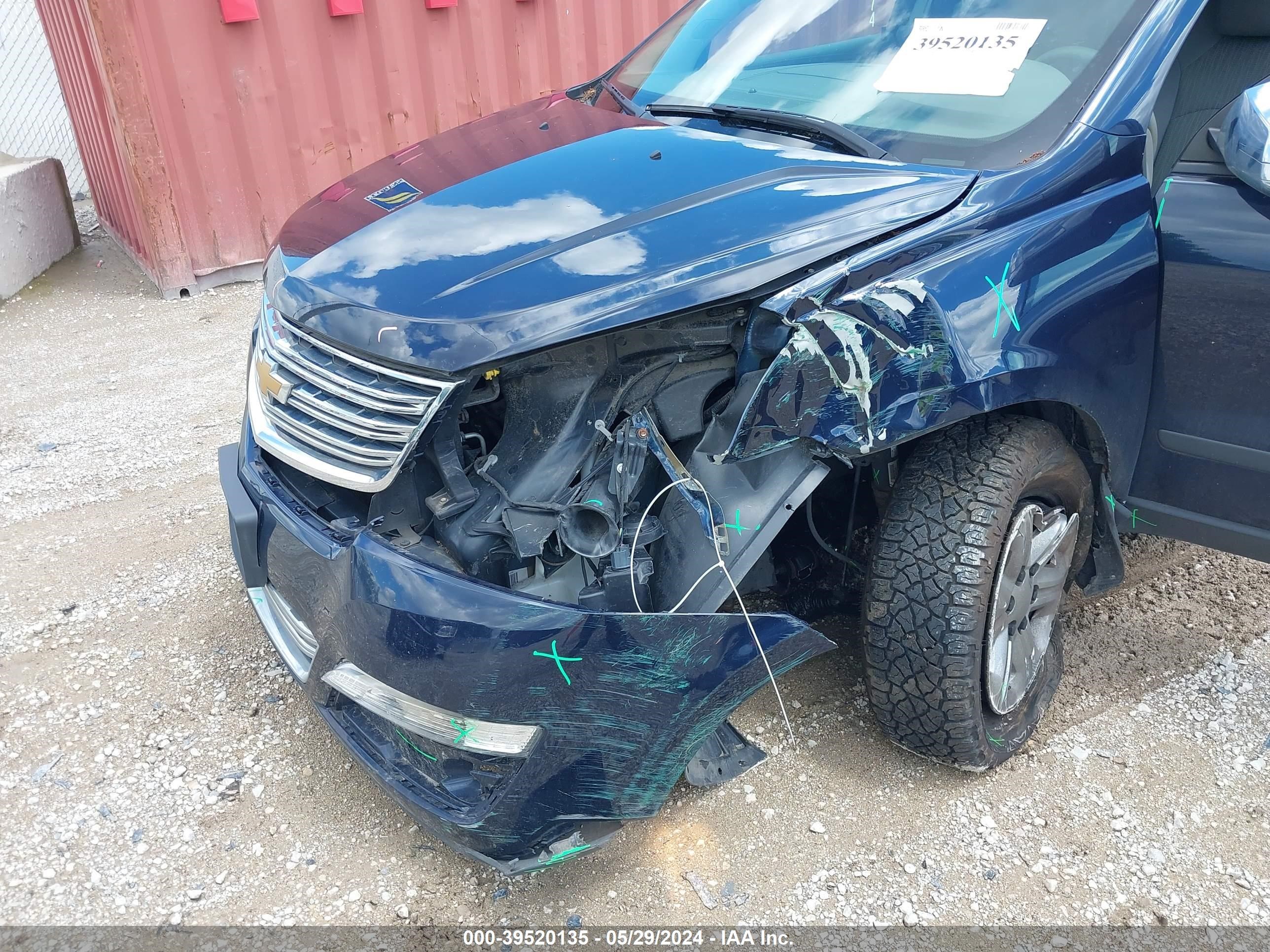 Photo 5 VIN: 1GNKRFED1GJ116574 - CHEVROLET TRAVERSE 