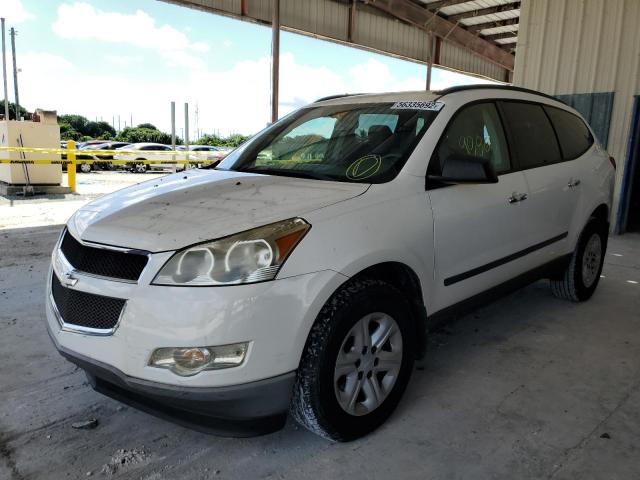 Photo 1 VIN: 1GNKRFED2BJ369119 - CHEVROLET TRAVERSE L 