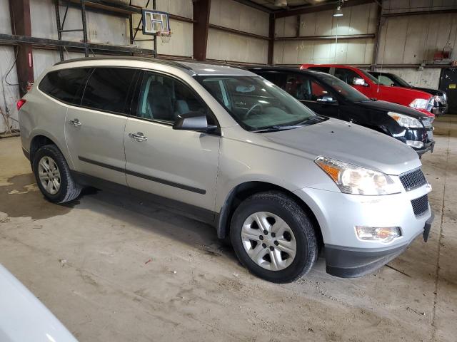 Photo 3 VIN: 1GNKRFED2CJ405389 - CHEVROLET TRAVERSE 