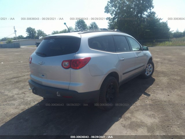 Photo 3 VIN: 1GNKRFED2CJ416165 - CHEVROLET TRAVERSE 