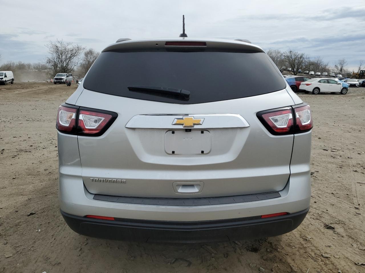 Photo 5 VIN: 1GNKRFED2HJ316462 - CHEVROLET TRAVERSE 