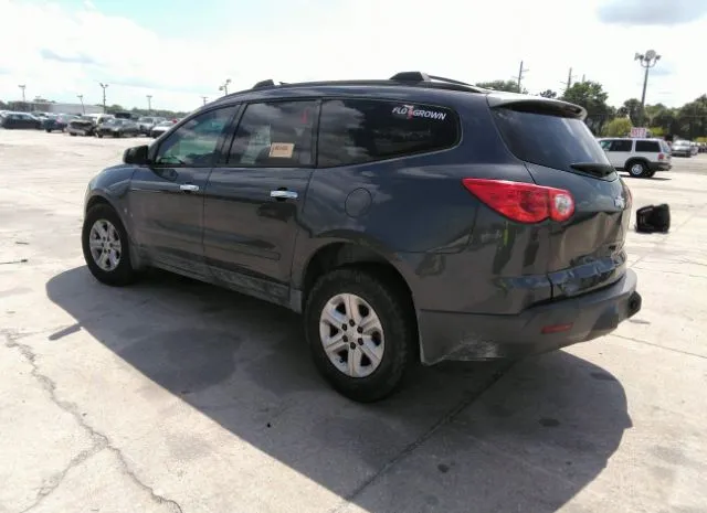 Photo 2 VIN: 1GNKRFED3CJ407488 - CHEVROLET TRAVERSE 