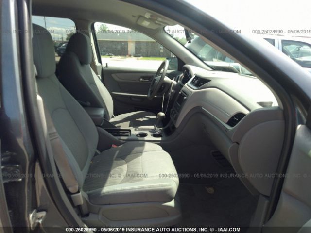 Photo 4 VIN: 1GNKRFED3DJ168901 - CHEVROLET TRAVERSE 