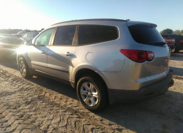 Photo 2 VIN: 1GNKRFED4CJ261022 - CHEVROLET TRAVERSE 