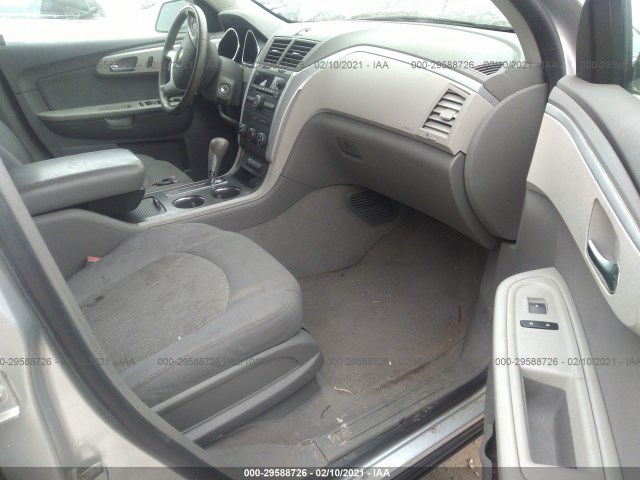 Photo 4 VIN: 1GNKRFED4CJ280962 - CHEVROLET TRAVERSE 