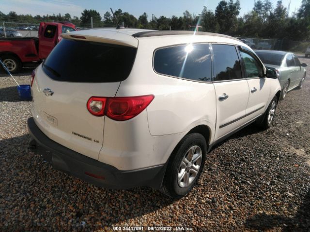 Photo 3 VIN: 1GNKRFED4CJ322286 - CHEVROLET TRAVERSE 