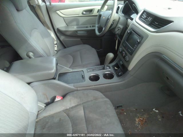 Photo 4 VIN: 1GNKRFED4GJ166031 - CHEVROLET TRAVERSE 