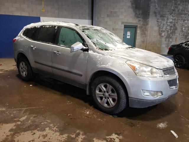 Photo 3 VIN: 1GNKRFED5CJ328758 - CHEVROLET TRAVERSE 