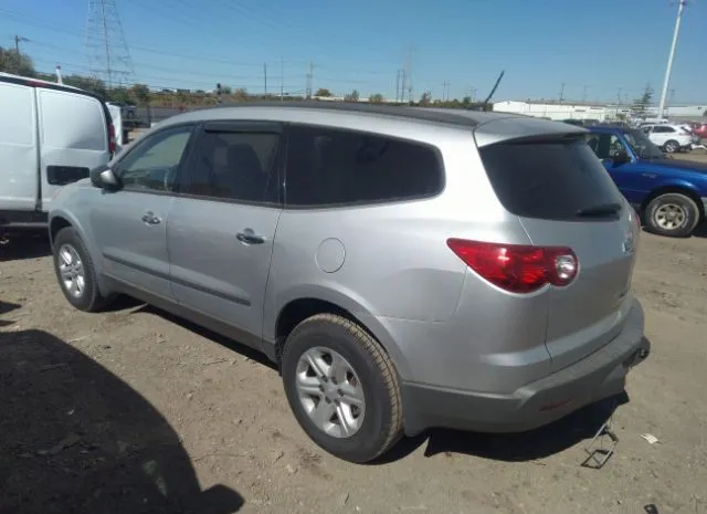 Photo 2 VIN: 1GNKRFED5CJ421845 - CHEVROLET TRAVERSE 