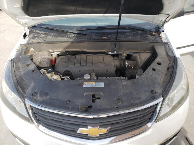 Photo 11 VIN: 1GNKRFED5HJ198312 - CHEVROLET TRAVERSE 