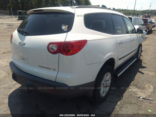 Photo 3 VIN: 1GNKRFED6CJ202084 - CHEVROLET TRAVERSE 