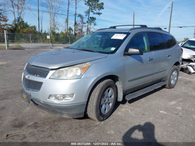 Photo 1 VIN: 1GNKRFED6CJ203140 - CHEVROLET TRAVERSE 