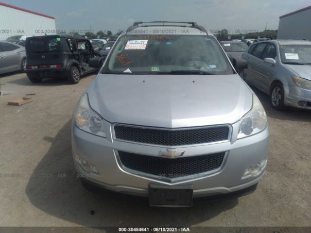 Photo 5 VIN: 1GNKRFED6CJ285659 - CHEVROLET TRAVERSE 