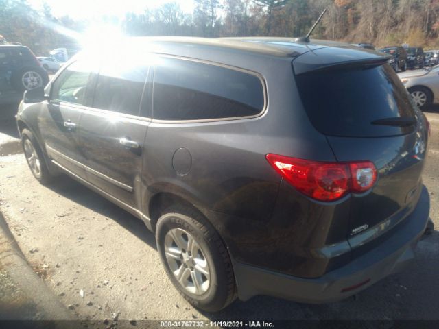 Photo 2 VIN: 1GNKRFED6CJ323858 - CHEVROLET TRAVERSE 