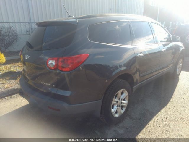 Photo 3 VIN: 1GNKRFED6CJ323858 - CHEVROLET TRAVERSE 