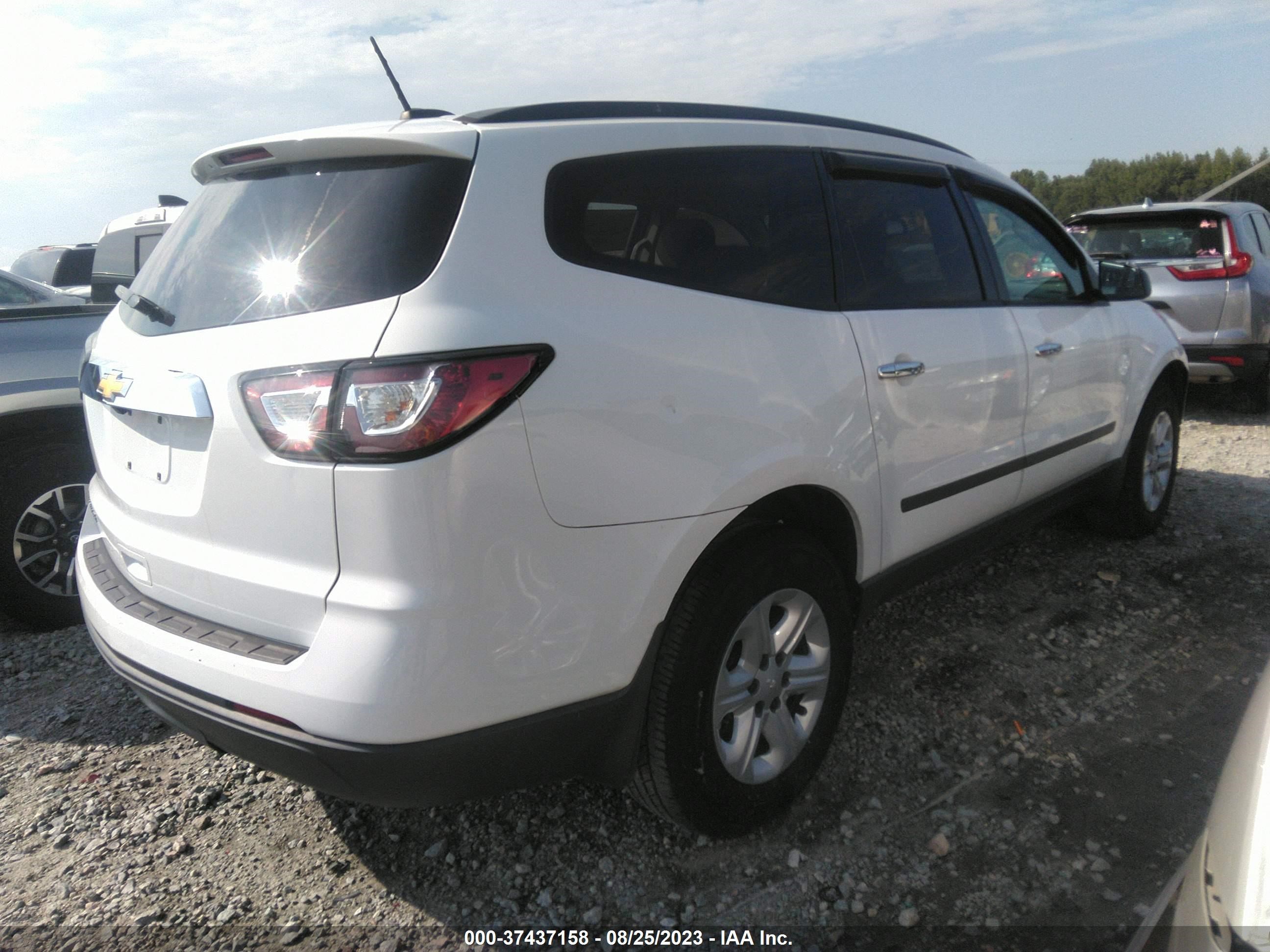 Photo 3 VIN: 1GNKRFED6HJ252118 - CHEVROLET TRAVERSE 