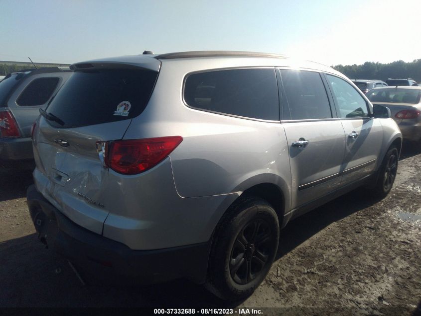 Photo 3 VIN: 1GNKRFED7BJ389415 - CHEVROLET TRAVERSE 