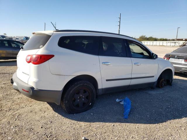 Photo 2 VIN: 1GNKRFED7CJ373863 - CHEVROLET TRAVERSE L 