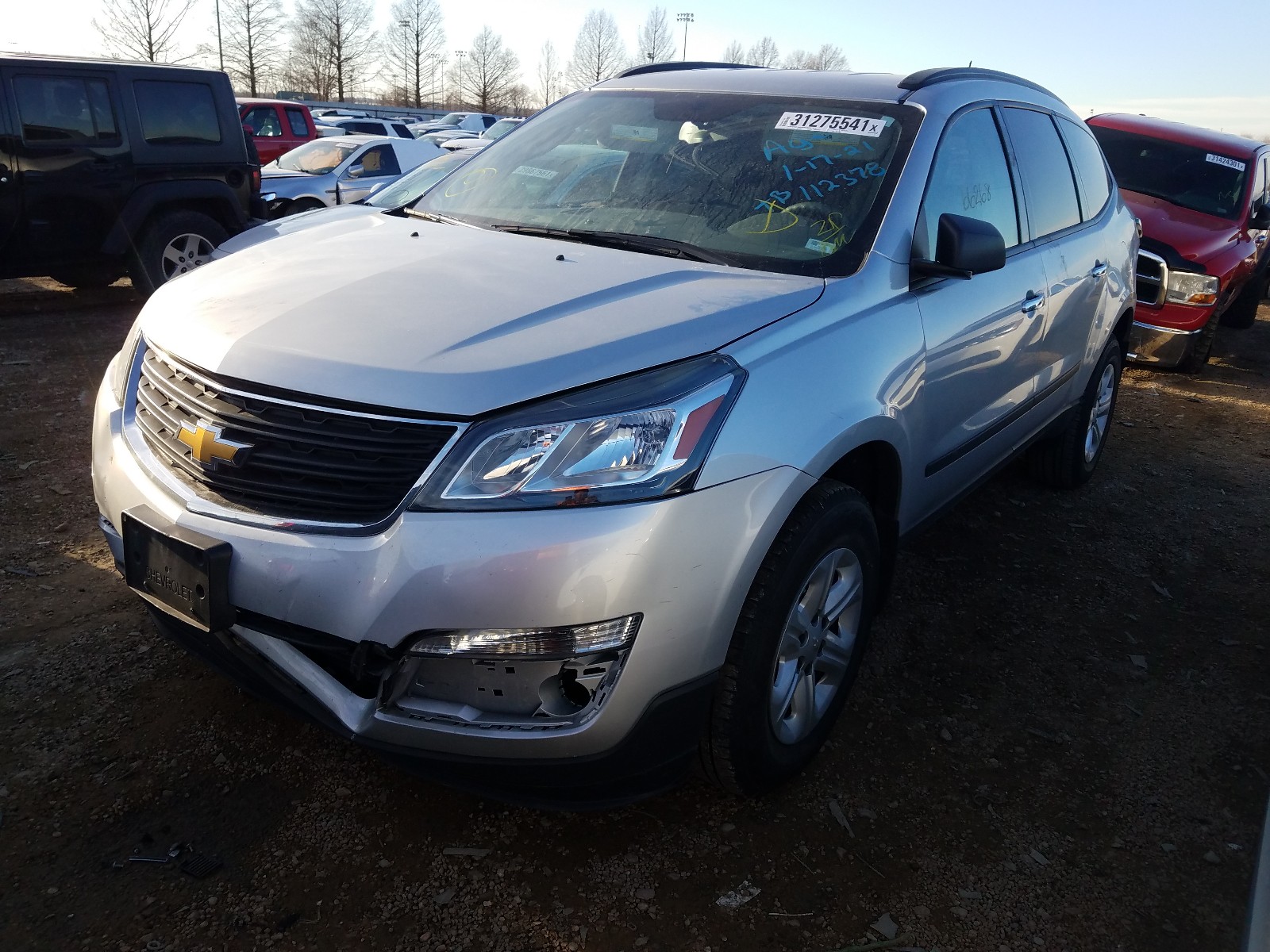 Photo 1 VIN: 1GNKRFED7FJ162666 - CHEVROLET TRAVERSE L 