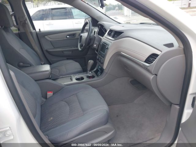 Photo 4 VIN: 1GNKRFED7FJ294567 - CHEVROLET TRAVERSE 