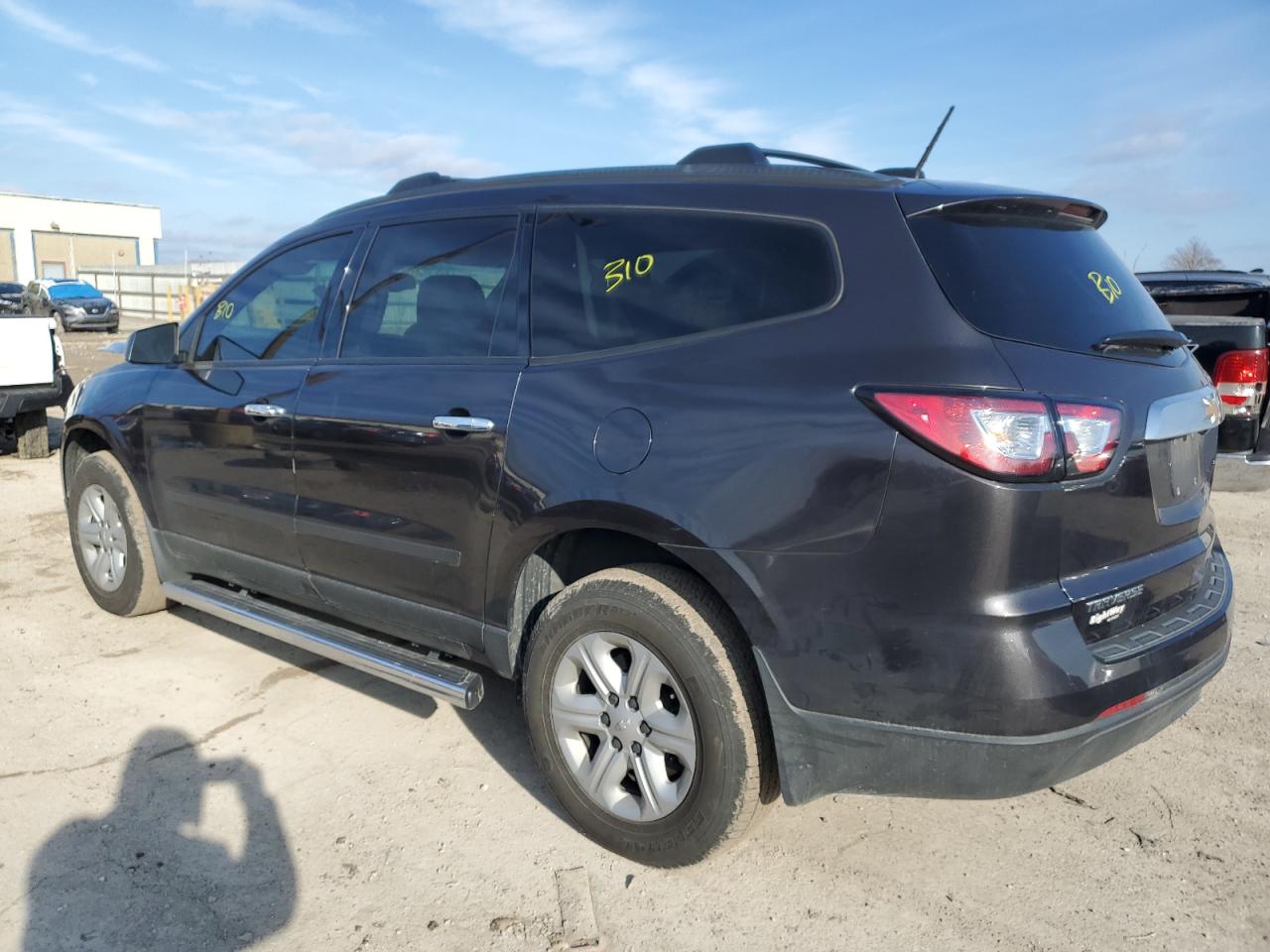 Photo 1 VIN: 1GNKRFED7HJ302914 - CHEVROLET TRAVERSE 