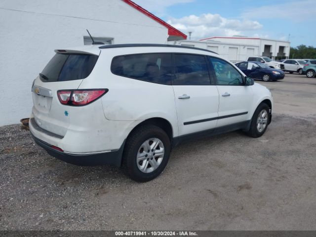 Photo 3 VIN: 1GNKRFED8HJ252864 - CHEVROLET TRAVERSE 