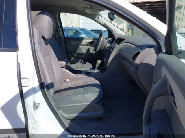 Photo 4 VIN: 1GNKRFED8HJ311539 - CHEVROLET TRAVERSE 