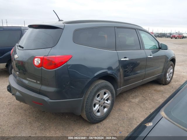 Photo 3 VIN: 1GNKRFED9BJ292829 - CHEVROLET TRAVERSE 