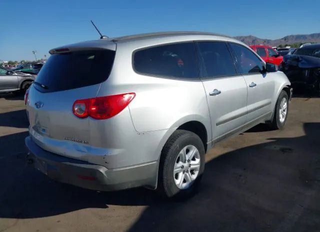 Photo 3 VIN: 1GNKRFED9CJ409522 - CHEVROLET TRAVERSE 