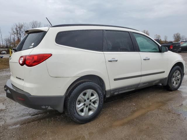 Photo 2 VIN: 1GNKRFEDXBJ398478 - CHEVROLET TRAVERSE 