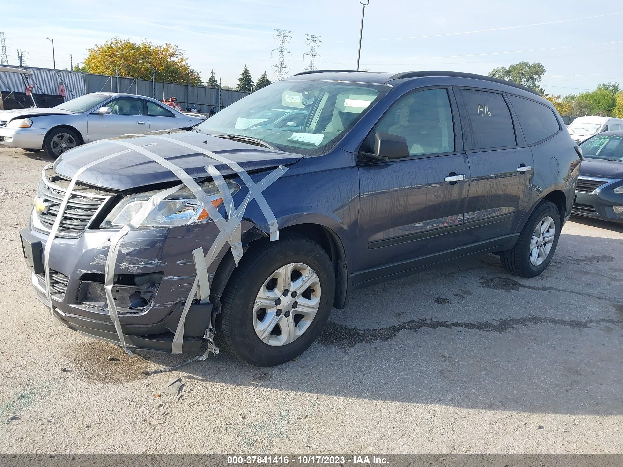 Photo 1 VIN: 1GNKRFEDXDJ106010 - CHEVROLET TRAVERSE 