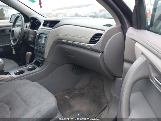 Photo 4 VIN: 1GNKRFEDXEJ109605 - CHEVROLET TRAVERSE 