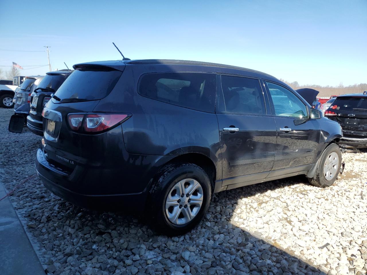 Photo 2 VIN: 1GNKRFEDXEJ212605 - CHEVROLET TRAVERSE 