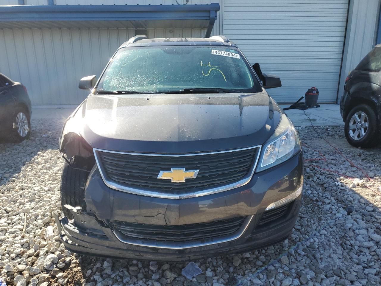 Photo 4 VIN: 1GNKRFEDXEJ212605 - CHEVROLET TRAVERSE 