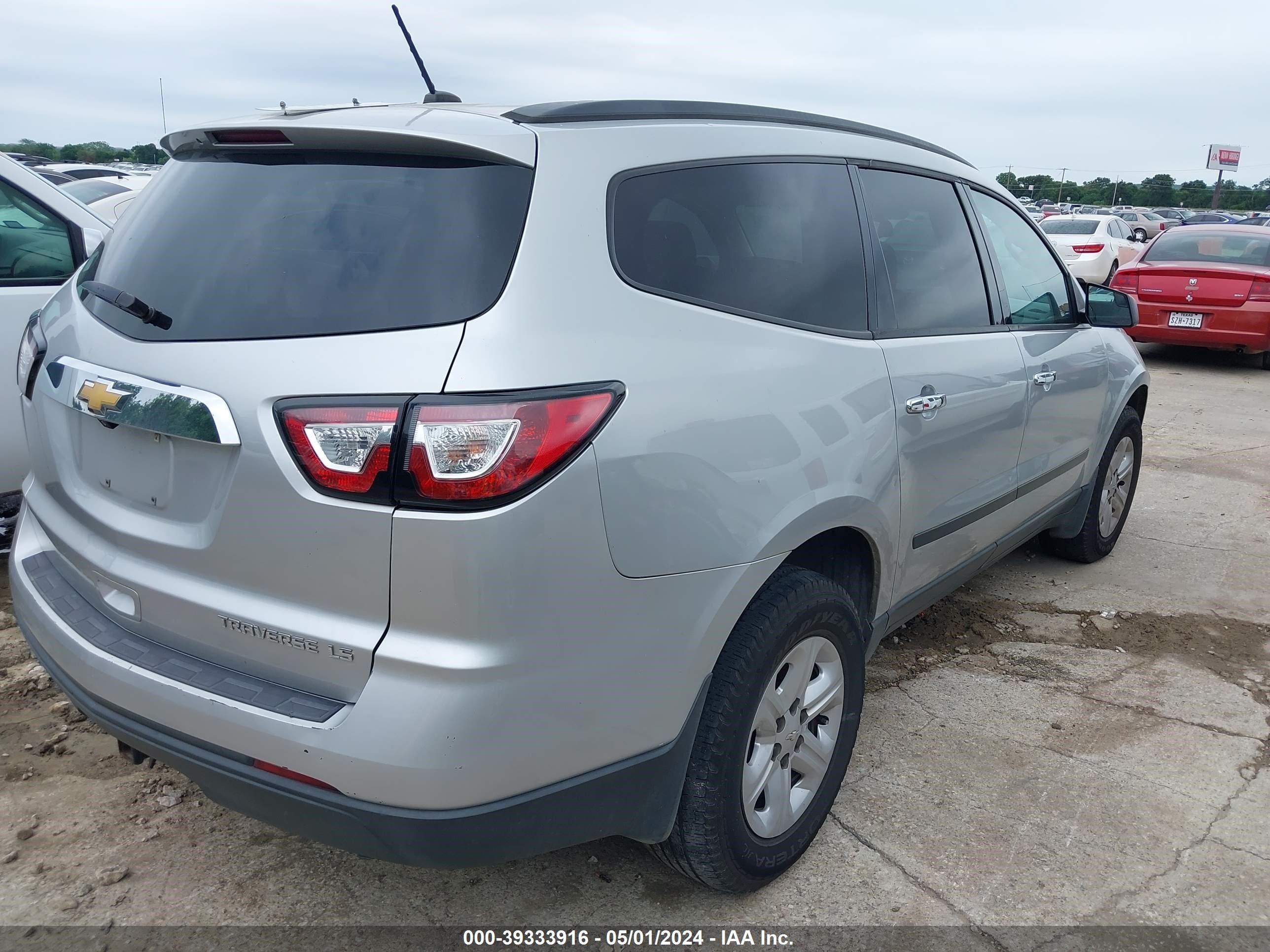 Photo 3 VIN: 1GNKRFKD1EJ236716 - CHEVROLET TRAVERSE 