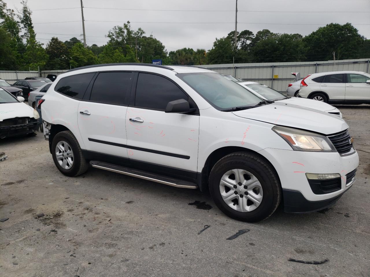 Photo 3 VIN: 1GNKRFKD1HJ102535 - CHEVROLET TRAVERSE 