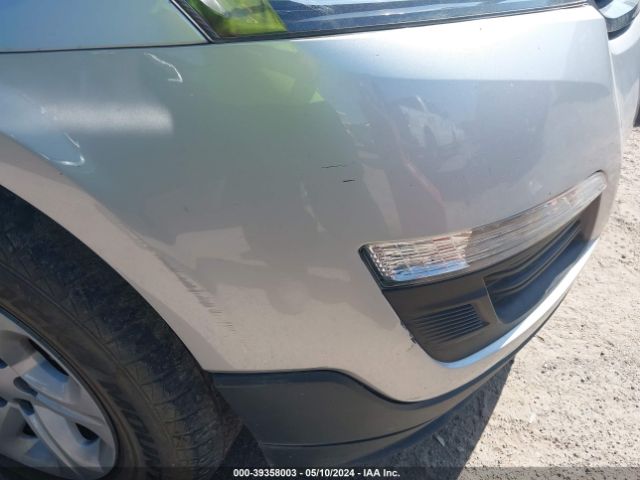 Photo 5 VIN: 1GNKRFKD1HJ140556 - CHEVROLET TRAVERSE 