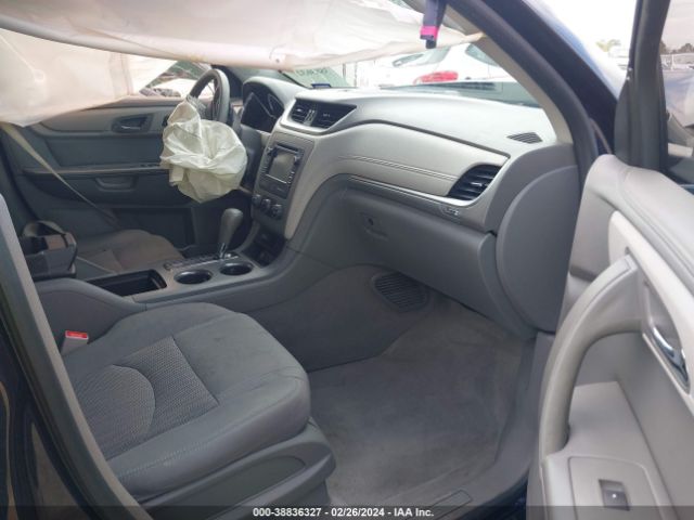 Photo 4 VIN: 1GNKRFKD1HJ164078 - CHEVROLET TRAVERSE 