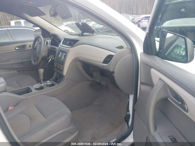 Photo 4 VIN: 1GNKRFKD2GJ138944 - CHEVROLET TRAVERSE 