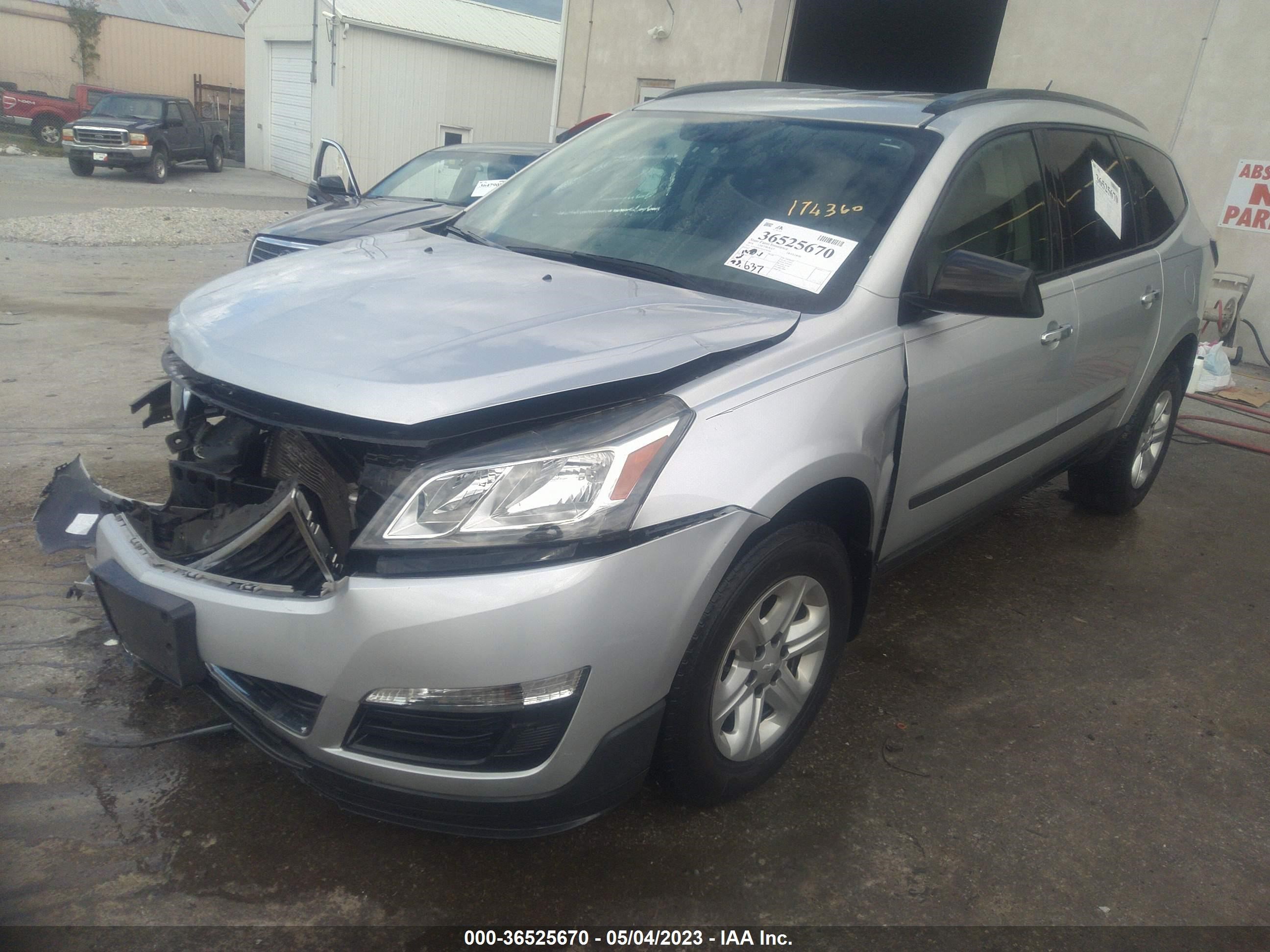 Photo 1 VIN: 1GNKRFKD2GJ174360 - CHEVROLET TRAVERSE 